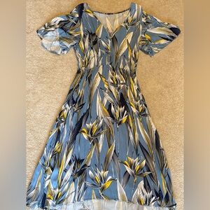 Blue floral dress size large